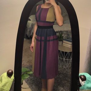 BCBGMAXAZRIA Pleated Midi Dress XXS Purple